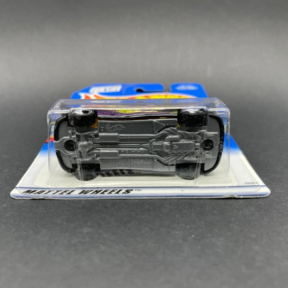 Hot Wheels‎ Future Fleet 2000 Chrysler Thunderbolt Car Black Diecast 1/64 #004
